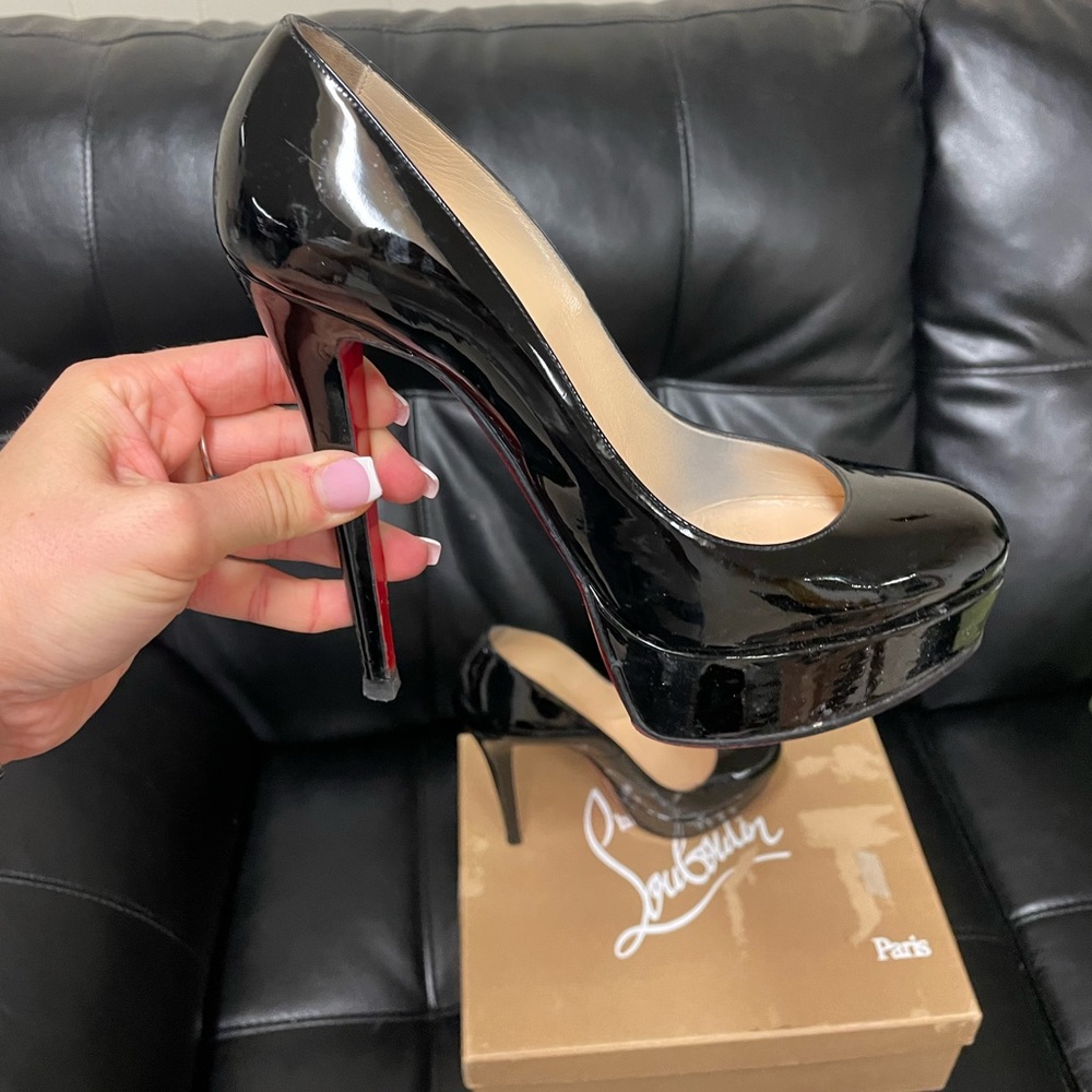 Christian Louboutin Bianca 140 in black patten leather